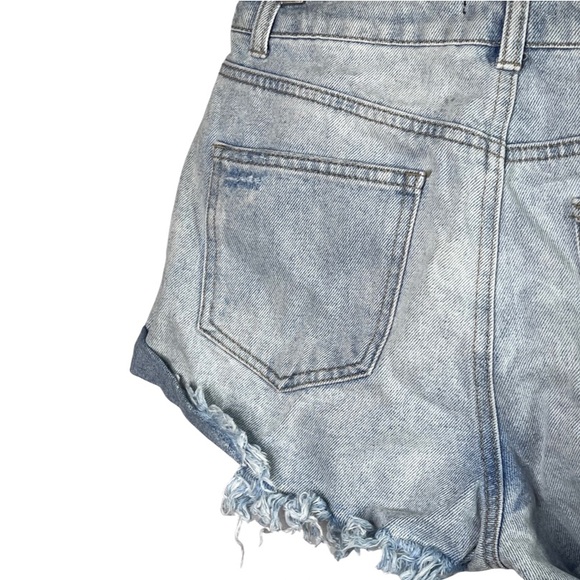 NWT FashionNova Take Me To The Concert Denim Jean Distressed Shorts Size 29 - Picture 9 of 12